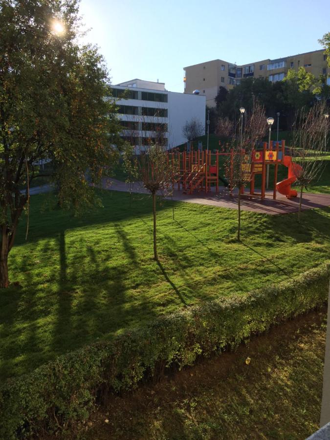 Igi White Flat With Free Private Parking Cluj-Napoca Exterior foto